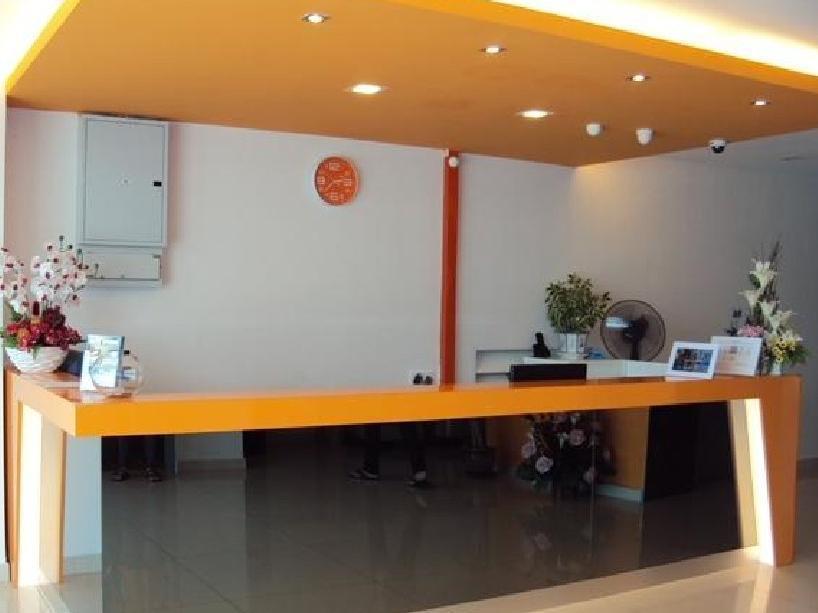 Gm City Hotel Кланг Екстериор снимка